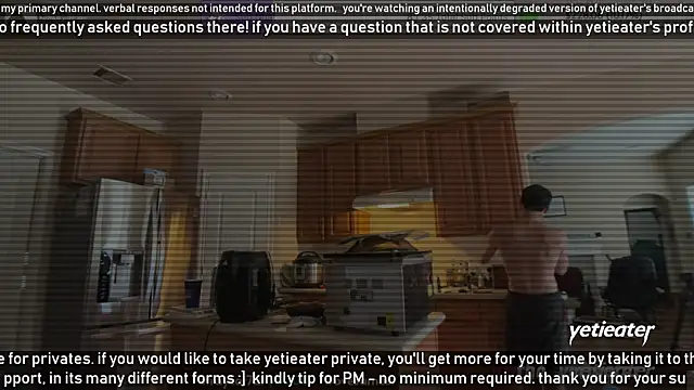 Snapshot of yetieater chatting on 02.03.25 yetieater online show from 02.03.25