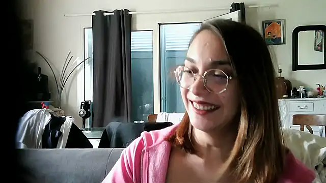 Snapshot of _little_blake chatting on 10.01.25 little blake online show from 10.01.25