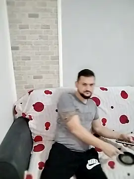 Snapshot of iurinicola chatting on 01.09.26 iurinicola online show from 01.09.26