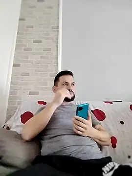 Snapshot of iurinicola chatting on 01.10.26 iurinicola online show from 01.10.26