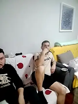 Snapshot of iurinicola chatting on 01.12.26 iurinicola online show from 01.12.26