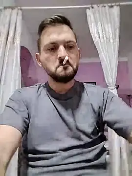 Snapshot of iurinicola chatting on 05.19.26 iurinicola online show from 05.19.26