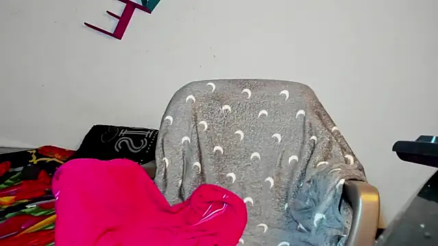 lady marianita  online show from 11.13.25