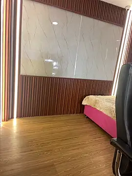 PinkyMoon online show from 12.19.25