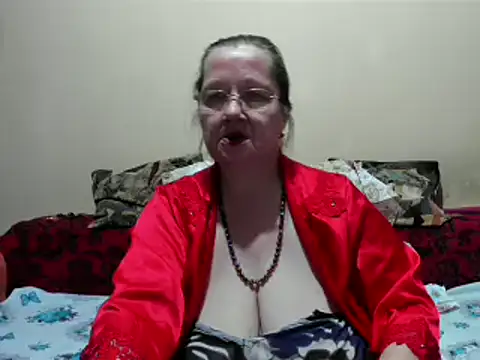 Snapshot of SingleMILF chatting on 03.12.25 SingleMILF online show from 03.12.25