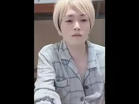 Snapshot of mgnhiroyuki chatting on 05.07.26 mgnhiroyuki online show from 05.07.26