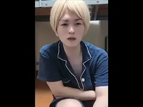 Snapshot of mgnhiroyuki chatting on 07.11.26 mgnhiroyuki online show from 07.11.26