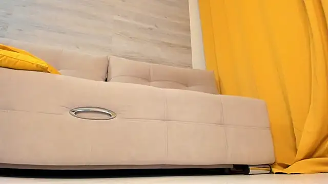 Snapshot of IreneHabibi chatting on 03.23.26 IreneHabibi online show from 03.23.26