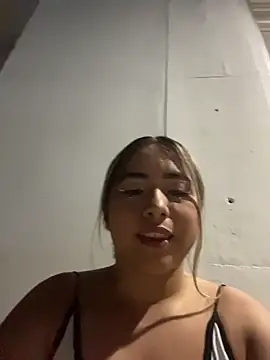 lunaxxx 69 online show from 10.26.25