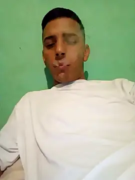 Snapshot of walterdsm chatting on 03.07.25 walterdsm online show from 03.07.25