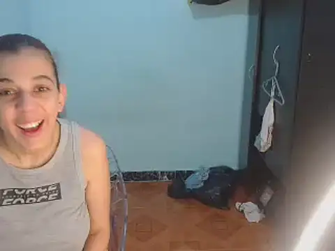 Snapshot of luli_angel chatting on 09.09.25 luli angel online show from 09.09.25