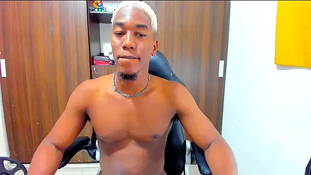 Dreamastercum  online show from 01.05.26