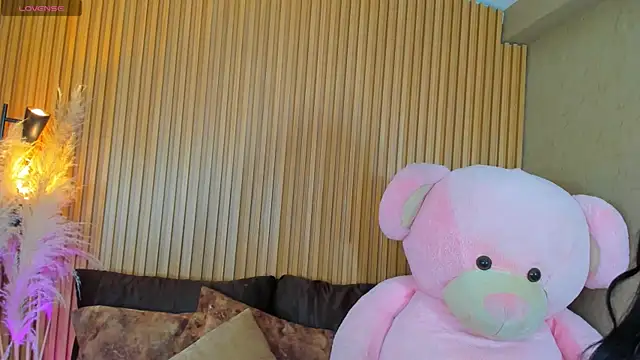 AlexiaAbbey online show from 04.13.26