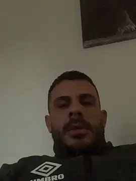 Snapshot of nole_jokker chatting on 11.04.25 nole jokker online show from 11.04.25