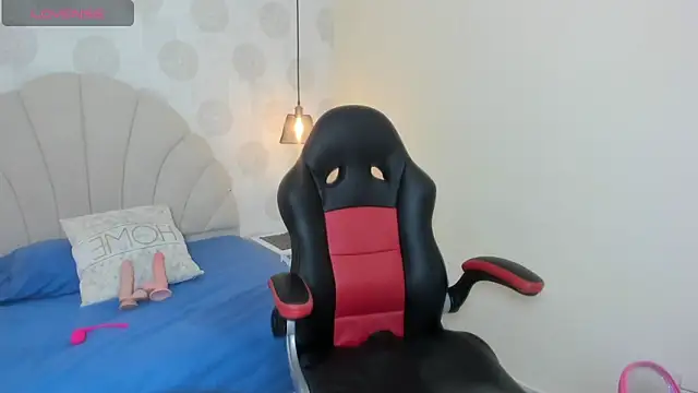 AGATHASMITH5 online show from 01.10.26