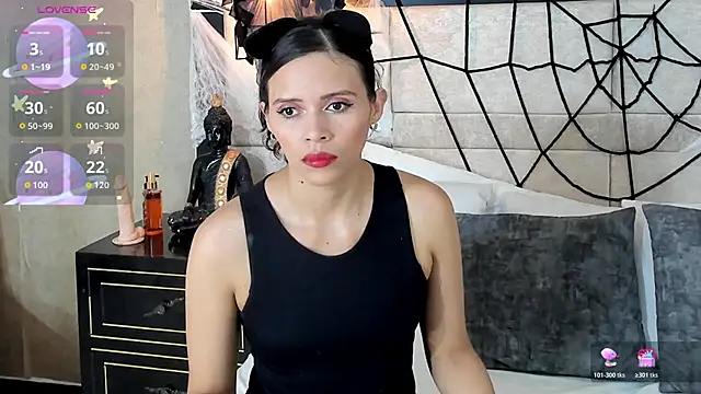 LiliJensen online show from 10.25.25