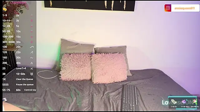 annie jonnes online show from 10.26.25