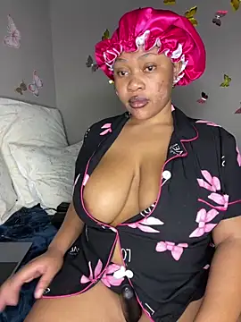 Snapshot of CuteSexyBoobz chatting on 05.06.26 CuteSexyBoobz online show from 05.06.26