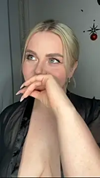 April Vancee online show from 02.15.26