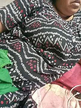 Snapshot of Pakhi_Couple_69 chatting on 07.23.26 Pakhi Couple 69 online show from 07.23.26