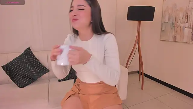 ArianaMonroe  online show from 10.13.25