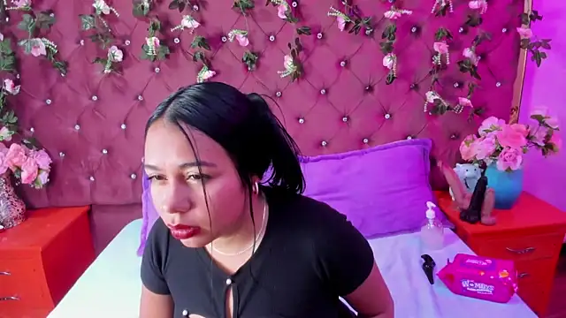 Snapshot of _Violeta_18 chatting on 01.06.26 Violeta 18 online show from 01.06.26