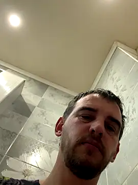 Maxpeins online show from 12.15.25