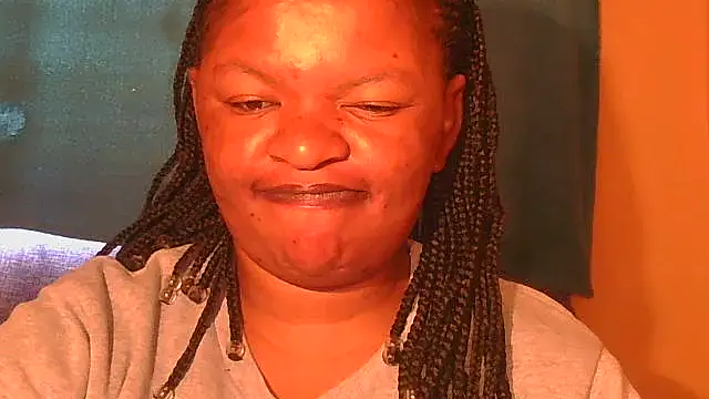 Snapshot of ebony_rose11 chatting on 09.25.25 ebony rose11 online show from 09.25.25