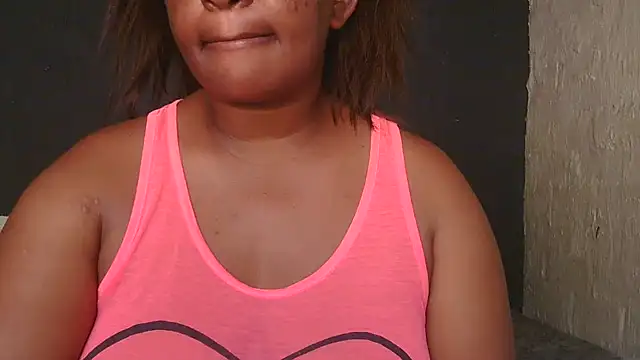 Snapshot of ebony_rose11 chatting on 01.16.26 ebony rose11 online show from 01.16.26