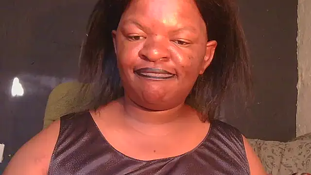 Snapshot of ebony_rose11 chatting on 02.06.26 ebony rose11 online show from 02.06.26