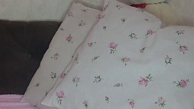 Anya-Sweet online show from 11.21.25