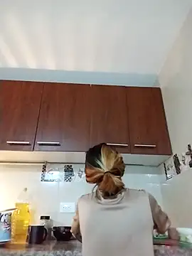 KratosAfroditacs online show from 10.11.25