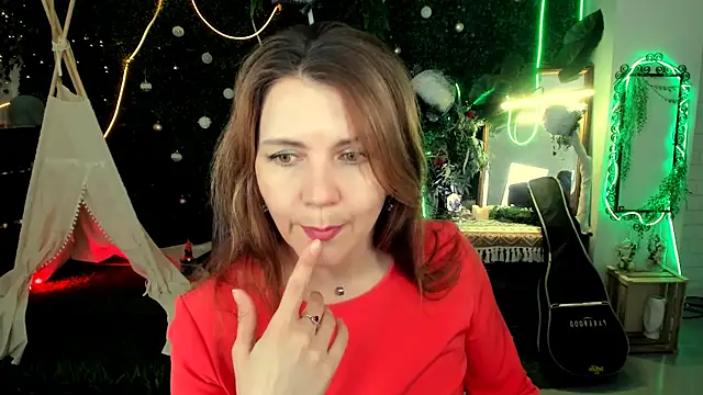 NicoleHitman online show from 03.28.26