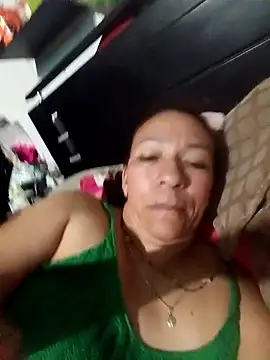 Snapshot of Antonela45 chatting on 01.19.26 Antonela45 online show from 01.19.26