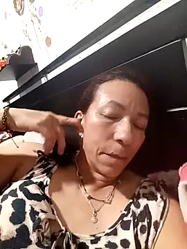 Snapshot of Antonela45 chatting on 02.10.26 Antonela45 online show from 02.10.26