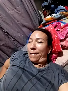 Snapshot of Antonela45 chatting on 02.27.26 Antonela45 online show from 02.27.26