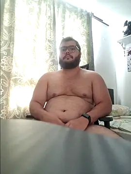 Snapshot of Edmund98 chatting on 12.15.25 Edmund98 online show from 12.15.25