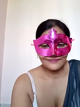 Snapshot of Ronak_kaur chatting on 10.14.25 Ronak kaur online show from 10.14.25