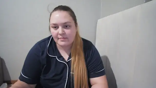 Snapshot of Neytjie chatting on 03.06.26 Neytjie online show from 03.06.26