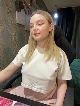 Lina ly online show from 03.16.25