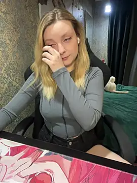 Lina ly online show from 03.21.25