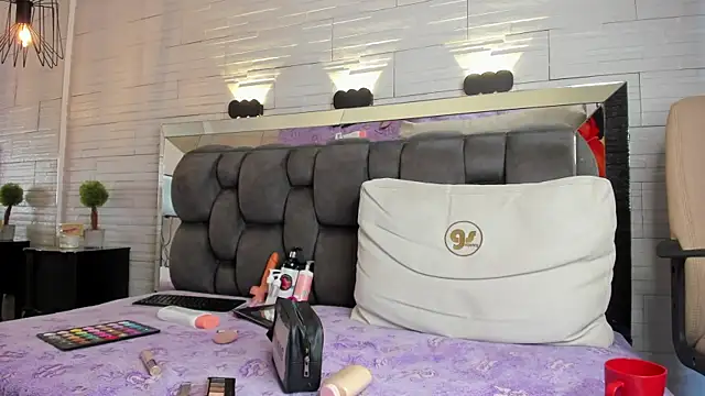 jade heartt online show from 01.10.26