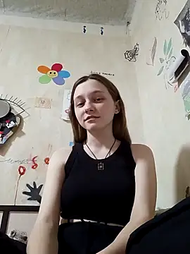 Snapshot of Bonechka chatting on 03.06.25 Bonechka online show from 03.06.25