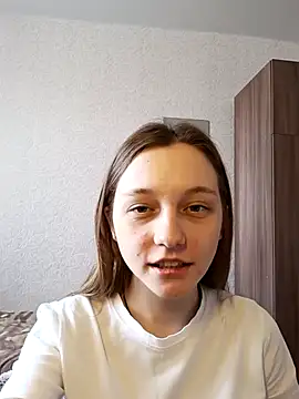 Snapshot of Bonechka chatting on 03.13.25 Bonechka online show from 03.13.25