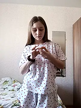 Snapshot of Bonechka chatting on 03.21.25 Bonechka online show from 03.21.25