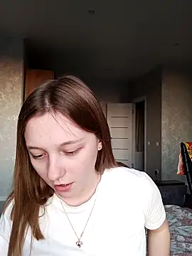 Snapshot of Bonechka chatting on 09.11.25 Bonechka online show from 09.11.25