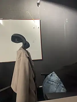 Snapshot of Isabella_Varella chatting on 02.18.26 Isabella Varella online show from 02.18.26