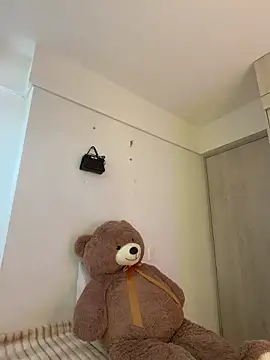 ZaraLuuv online show from 04.15.26