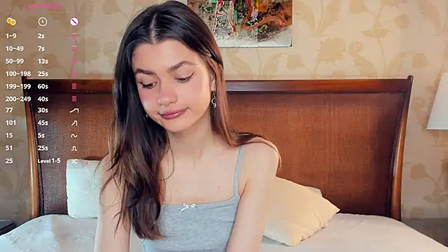 Snapshot of CathrynCovil chatting on 11.05.25 CathrynCovil online show from 11.05.25