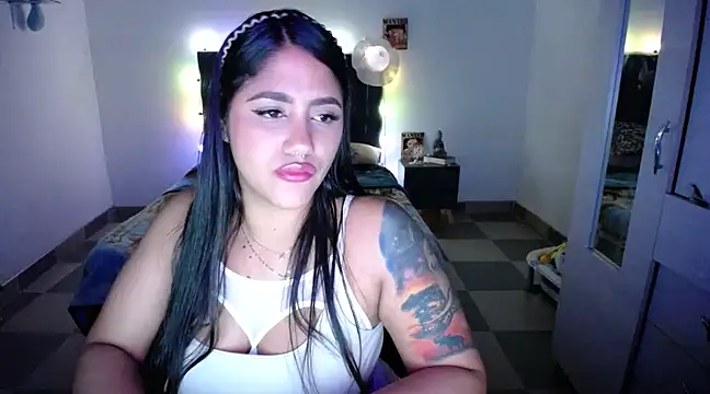 Snapshot of Genova_69 chatting on 03.23.25 Genova 69 online show from 03.23.25